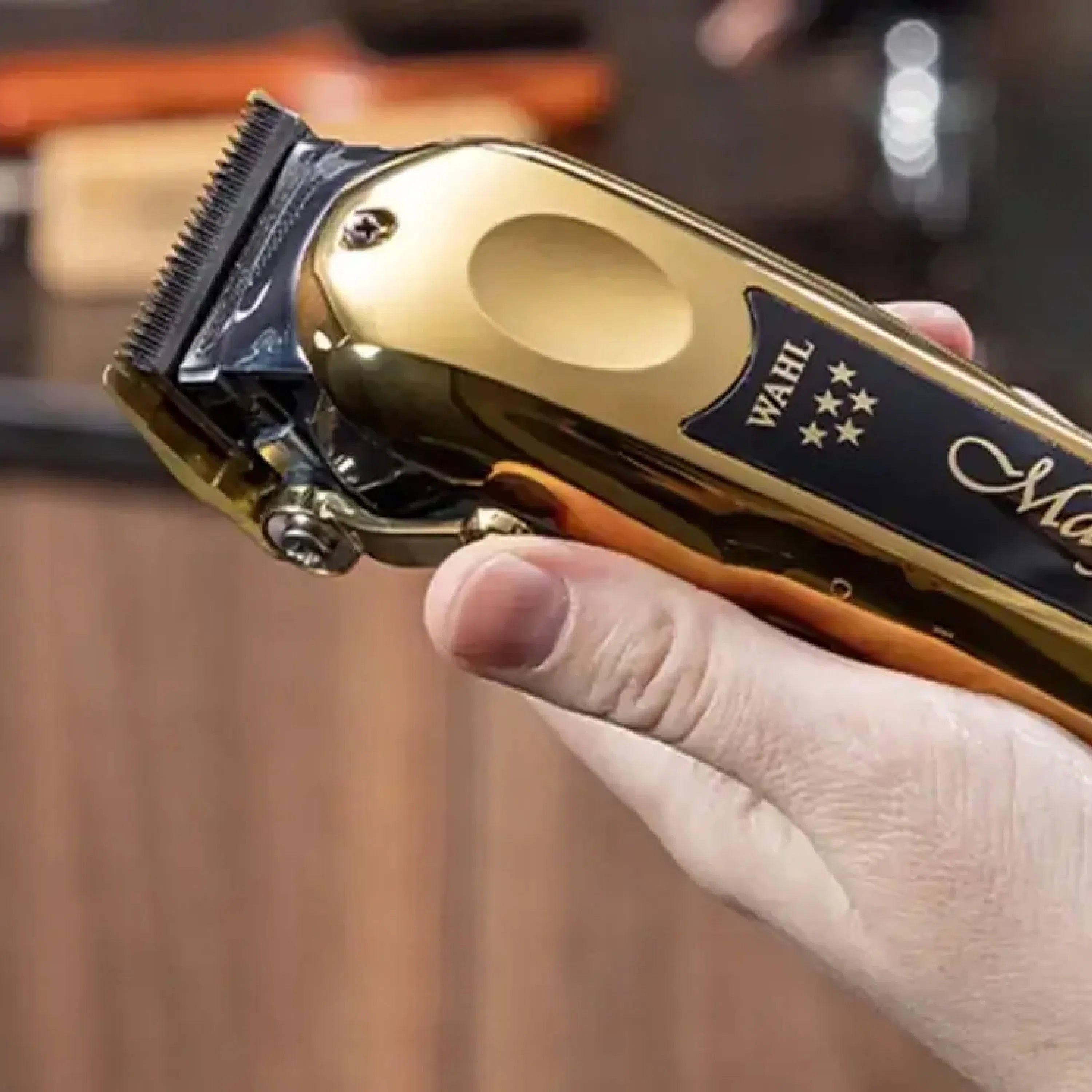 Машинка для стрижки Wahl Magic Clip Cordless 5 star Black&Gold (08148-716)